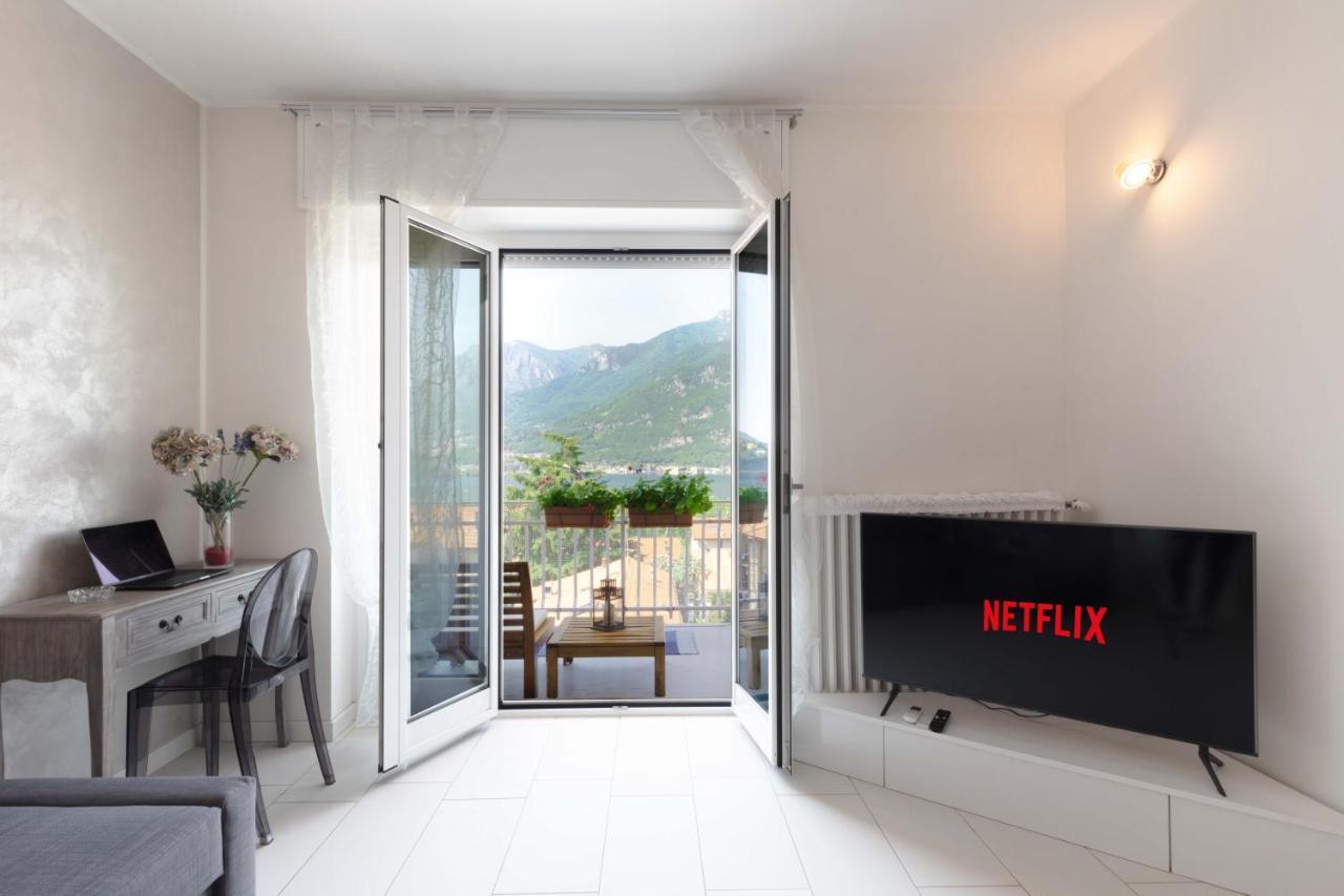 Terrazza Sul Lago - Open Space E Netflix Leilighet Lecco Eksteriør bilde